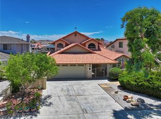 27573 Silverlakes Pkwy, Helendale, CA 92342