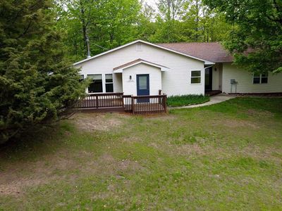 12110 Jonathon Dr, Rapid City, MI, 49676