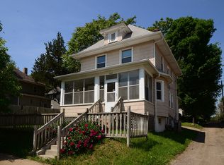 1512 N 40th St, Omaha, NE 68111