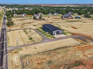 241 Moffat Rd NW, Piedmont, OK 73078