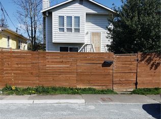 8418 46th Ave S, Seattle, WA 98118