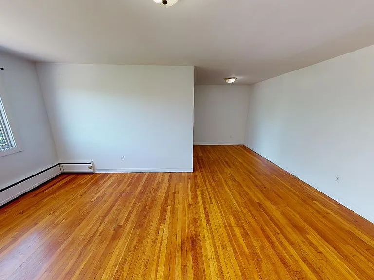 3103 Connaught Ave #12 — Photo 10