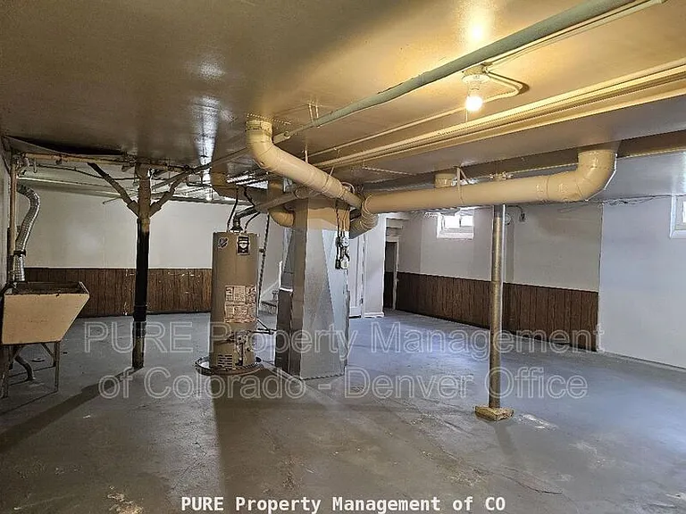 772 N Forest St — Photo 15