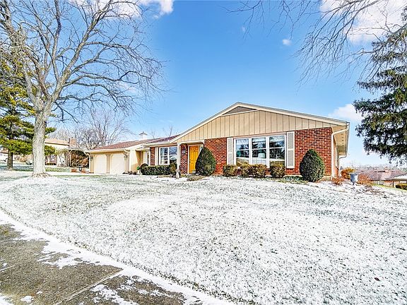 2nd image of 443 Birdsong Dr