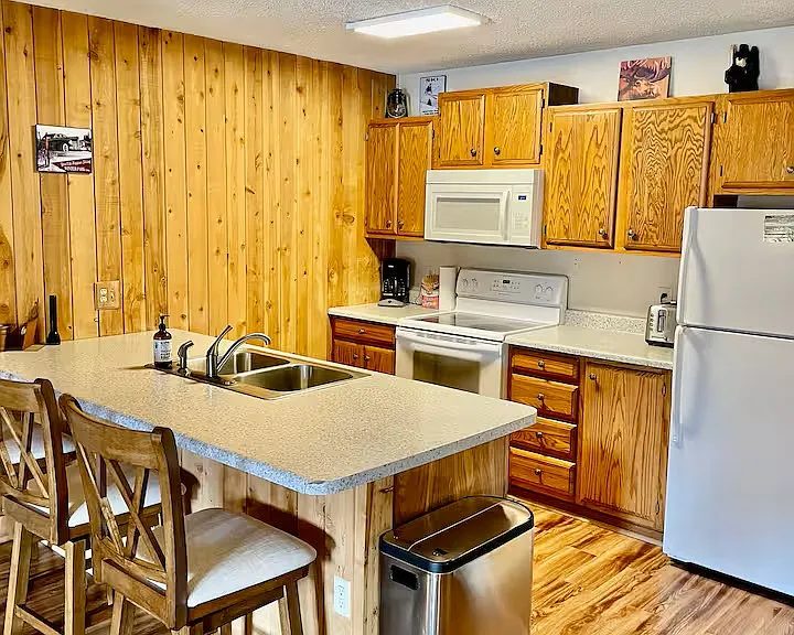 490 Kings Crossing Rd #321 — Photo 10