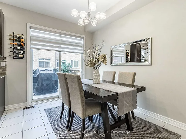 22 Rockbrook Trl — Photo 10
