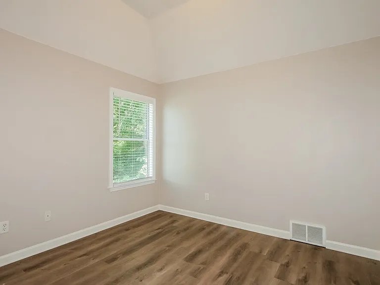 1341 Broadstone Ln — Photo 14