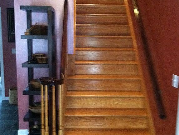 Tile entry & oak stairs 