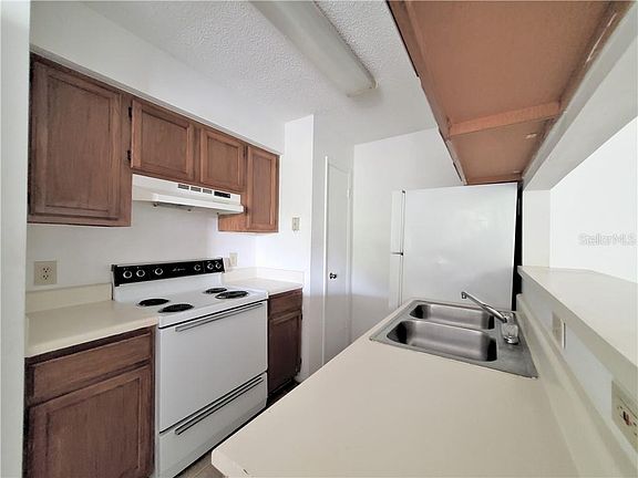 3rd image of 4623 Cason Cove Dr APT 1226