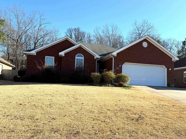 2373 Parc Pl, Florence, AL 35630