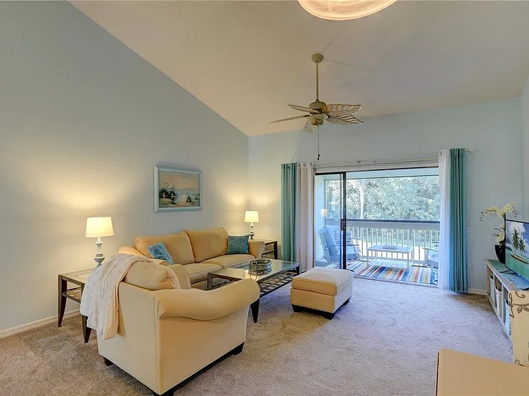 9635 Riverside Dr #4 — Photo 13