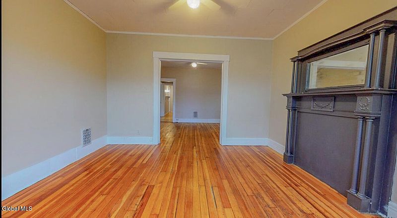 5th image of 211 Quail Street