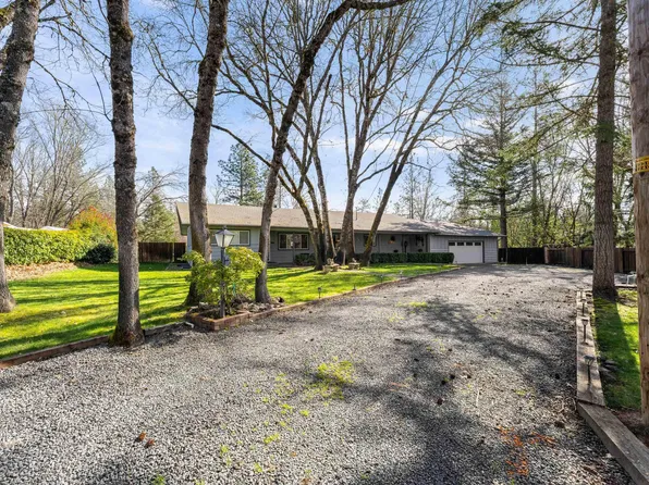 291 Chaparral Dr, Grants Pass, OR 97526