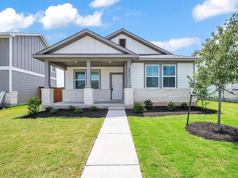 2412 Ekvall Dr — Photo 1