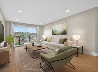 3053 14th Ave W APT 101, Seattle, WA 98119