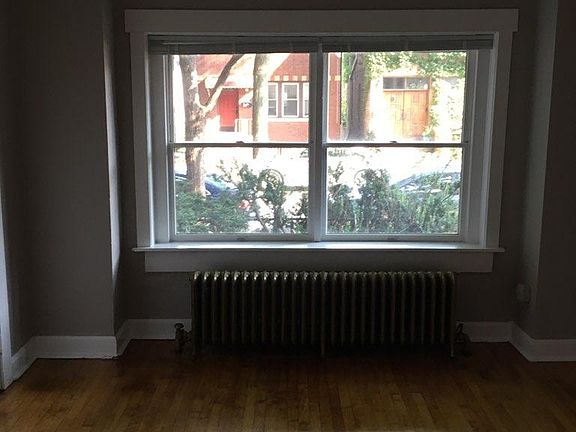 3rd image of 2239 W Charleston St