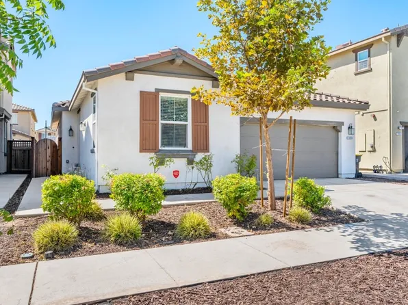 1930 Plumas Dr, Lathrop, CA 95330