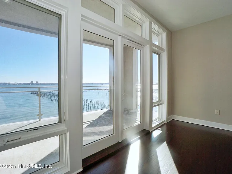 90 Bay Street Lndg #4B — Photo 15