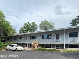 4300 Edison Cir #6, Lincoln, NE 68504