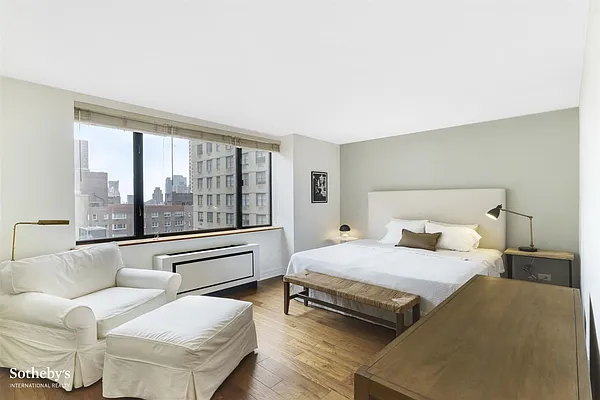 Rented by Sotheby's International Realty | media 21