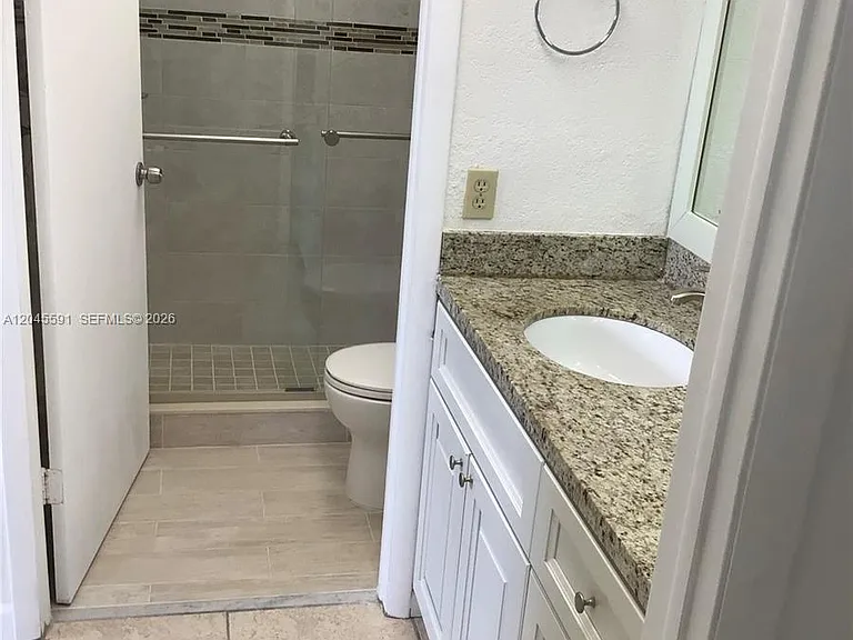 10975 SW 107th St #302 — Photo 13