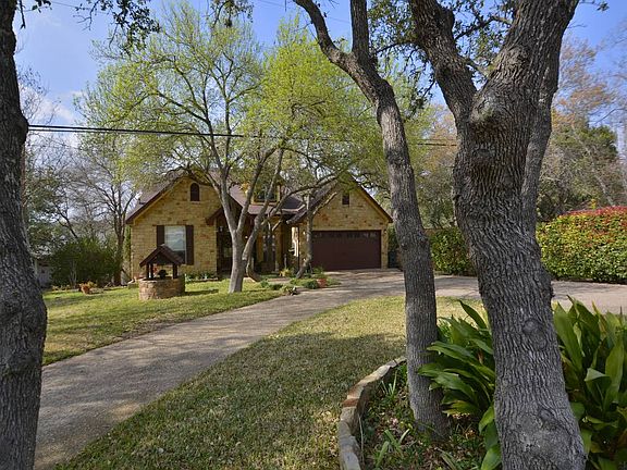 2nd image of 14963 Arrowhead Dr