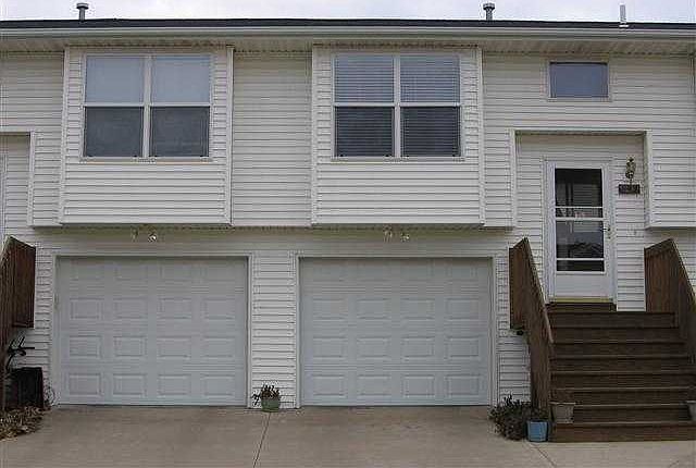 1st image of 643 Croell Ave