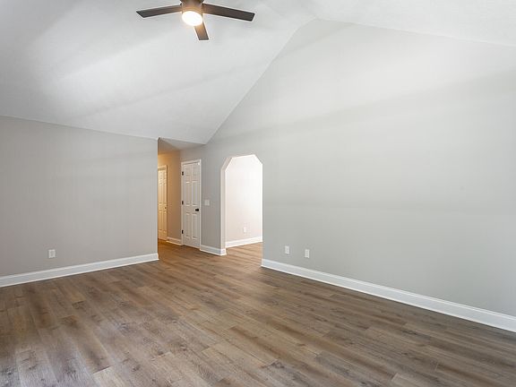 4th image of 7222 S Wolftever Dr