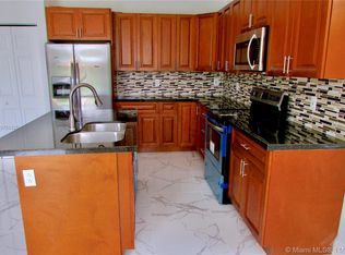 1612 Crandon Ave, Mangonia Park, FL 34997