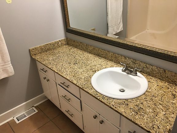 Master bath with granite