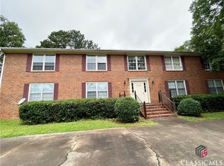 118 Barrington Dr APT 4, Athens, GA 30605