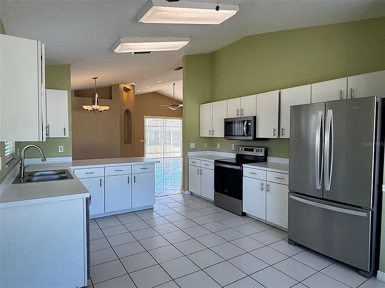 3425 Canteen Ct — Photo 11