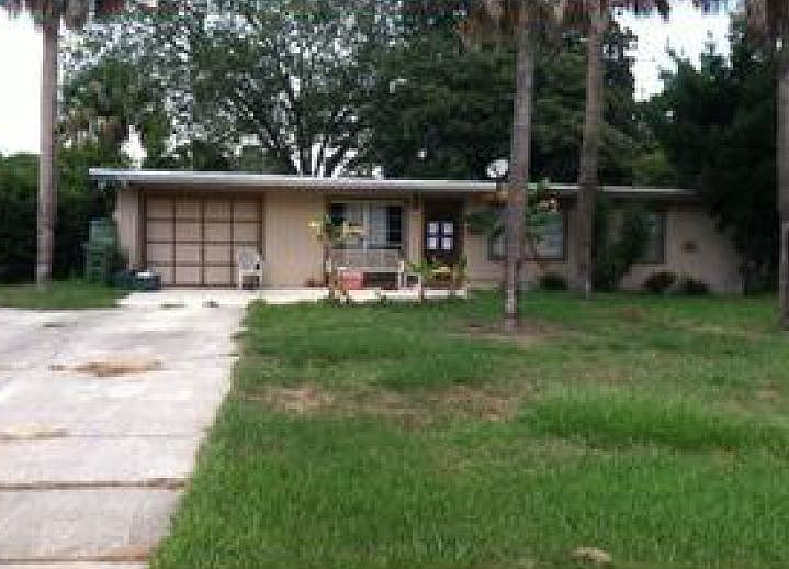 1st image of 719 5th Ave N