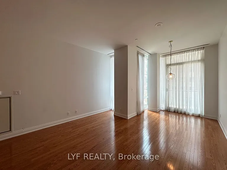 1 Bedford Rd #212 — Photo 5