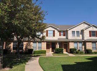 2214 Glacier Park Ln, Grand Prairie, TX 75050