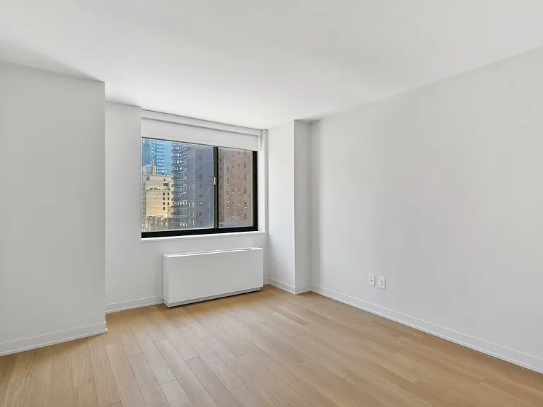 Columbus Pl #S12B — Photo 11
