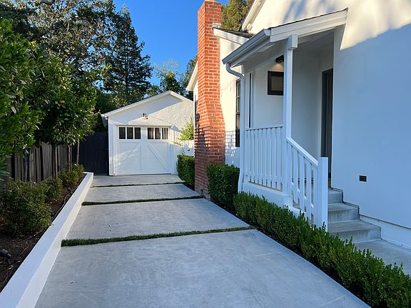 2nd image of 124 Meadowcroft Dr
