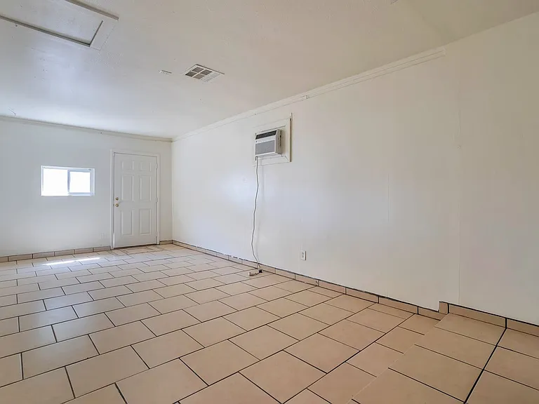 8316 E Indian School Rd — Photo 9
