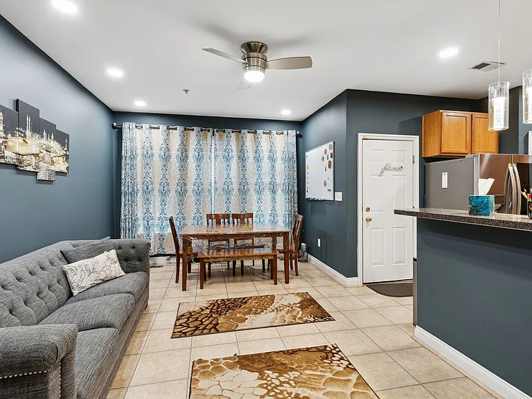 6005 Helmsman Way — Photo 15