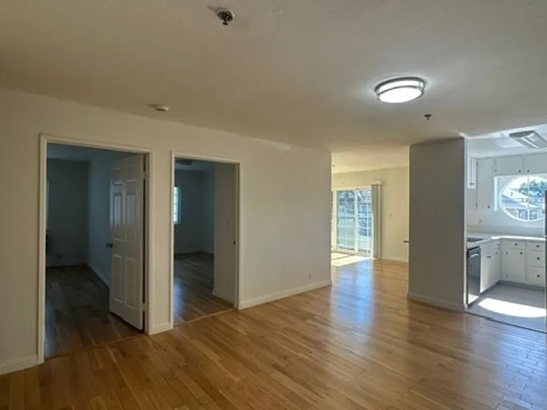 1212 Arapahoe St #305 — Photo 4