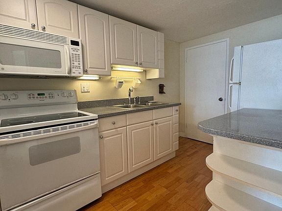 2nd image of 999 Brickell Bay Dr #1163