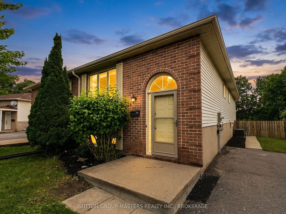 1st image of 280 Owens Cres