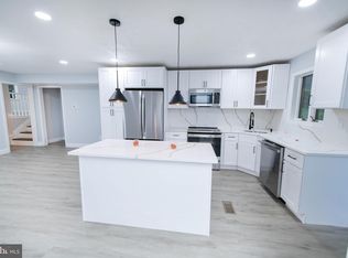 8113 Pinecrest Ave, Rosedale, MD 21237