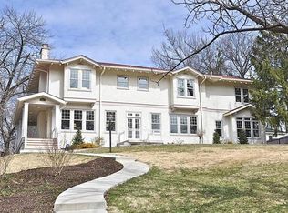 411 Woodlawn Ave, Saint Louis, MO 63119
