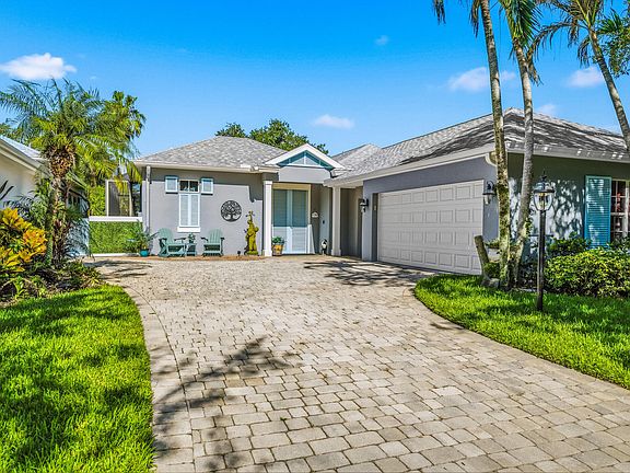 5th image of 228 Oak Hammock Circle SW