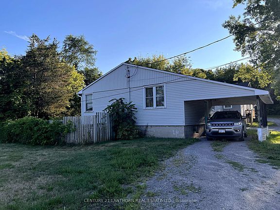 3rd image of 95 A Scott Ave #A