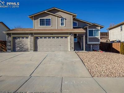7166 Lone Eagle Ln, Colorado Springs, CO, 80925