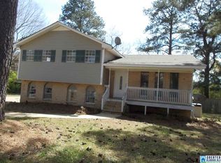 1032 Gail Dr, Adamsville, AL 35005
