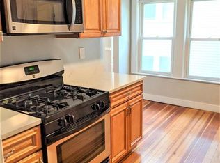 110 Crescent Ave #24B, Melrose, MA 02176