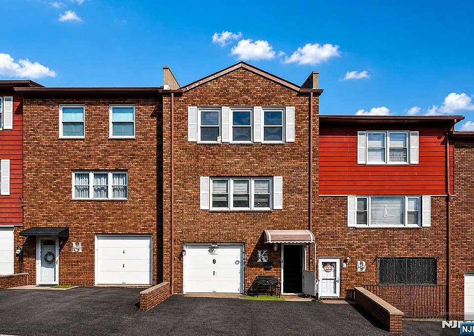1st image of 450-452 Edmund Ave
